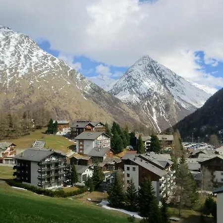 Adora Apartament *